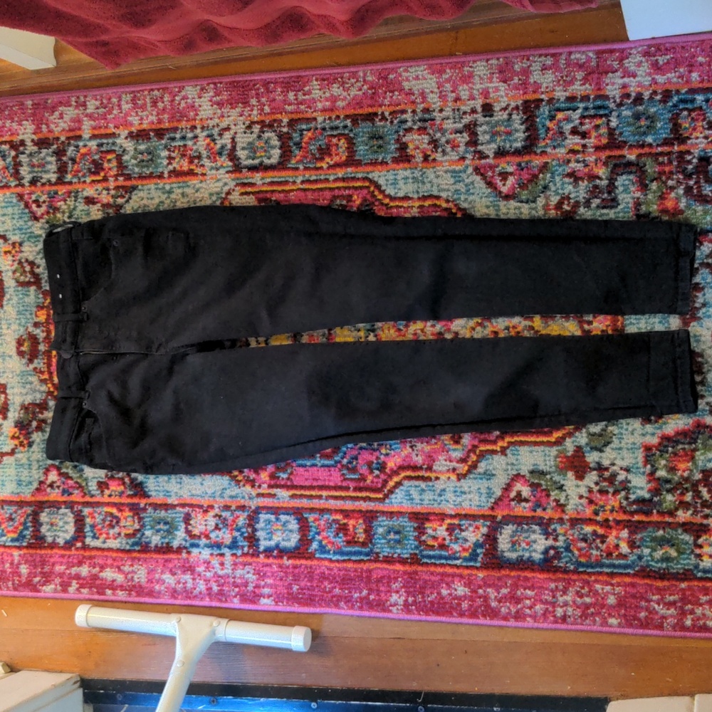 More basic high waist black skinnies